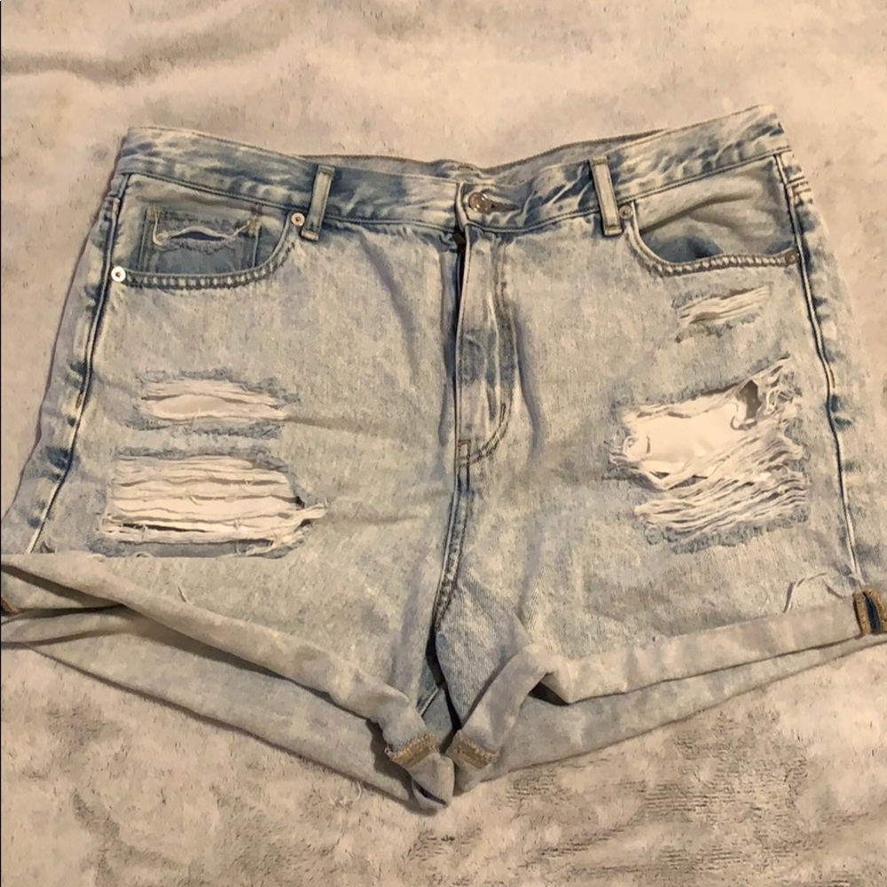 AEO distressed mom shorts